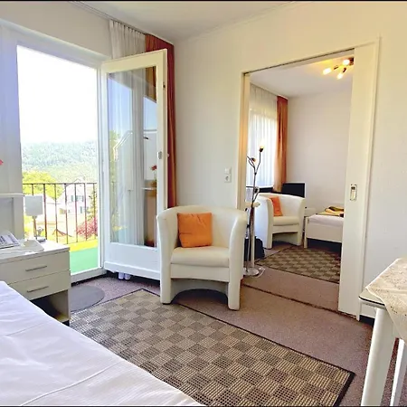 Yoga Jasmin Ehemals Eberhardt-burghardt Ξενοδοχείο 3*