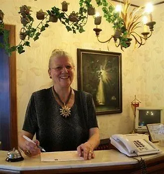 Yoga Jasmin Ehemals Eberhardt-burghardt Баденвайлер