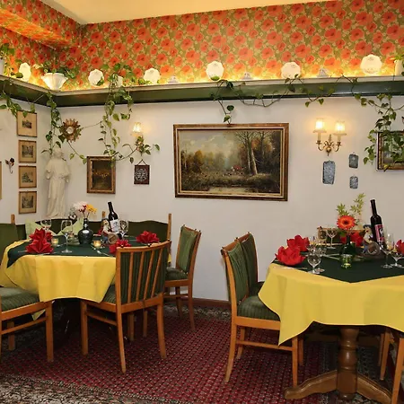 Yoga Jasmin Ehemals Eberhardt-burghardt 酒店