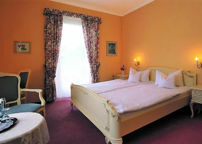 Yoga Jasmin Ehemals Eberhardt-burghardt Hotel