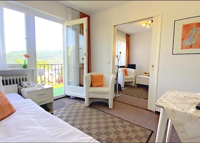 Yoga Jasmin Ehemals Eberhardt-burghardt Hotel 3*